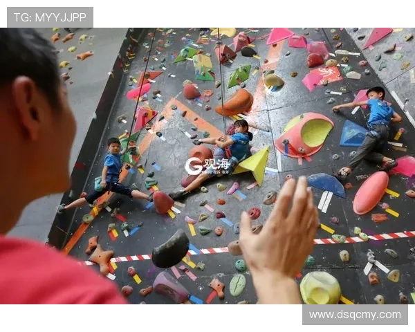 成都极限运动队逆袭之路：探索城市运动热潮与团队精神的结合